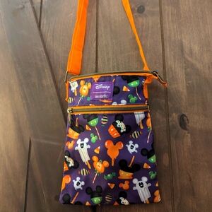 🎃Loungefly Spooky Mickey Treats Crossbody 🎃